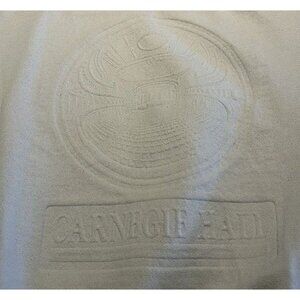 Rare Vintage‎ Large NYC CARNEGIE HALL White Embossed Sweatshirt Classical Music